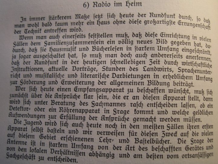 ana.words, altmodisches medium?